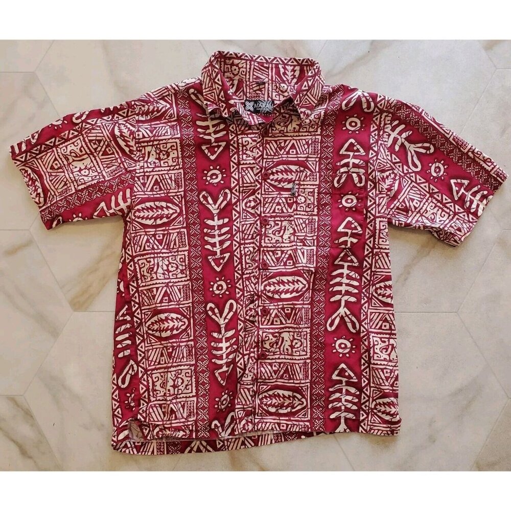 Men's SMALL Red Hawaiian Floral Button-Up Shortsleeve Shirt Marau Made in Fiji